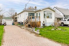 803 Leonard Avenue E, Cornwall, ON K6J 1L5