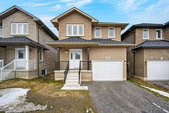 220 O'Neil Street, Peterborough, ON K9K 0H5