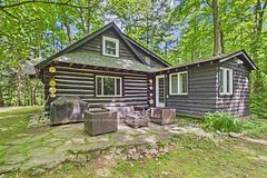 1100 Old Hwy 117 Highway, Lake of Bays, ON P0B 1A0