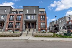 99 Roger Street 43, Waterloo, ON N2J 1A4