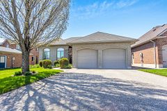 7 Lyndale Road, Tillsonburg, ON N4G 5V9
