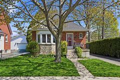 115 Empress Avenue, Hamilton, ON L9A 1M5