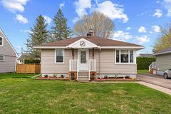 361 Archibald Avenue, Renfrew, ON K7V 3A5