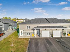 6 Maxime Court A, Clarence-Rockland, ON K0A 2A0