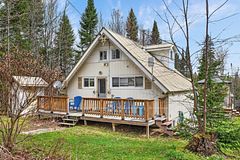 985 Katrine Road, Armour, ON P0A 1C0