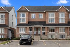 220 Tivoli Private 25, Cityview - Parkwoods Hills - Rideau Shore, ON K2E 0A7