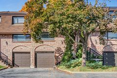 2 Bertona Street 28, South of Baseline to Knoxdale, ON K2G 0W1
