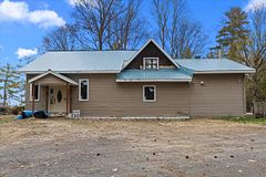 517 Wilson Road, Clarence-Rockland, ON K4K 1K7