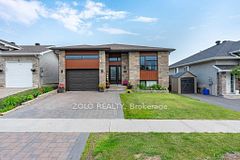 212 Bellwood Drive, Cornwall, ON K6H 0G9