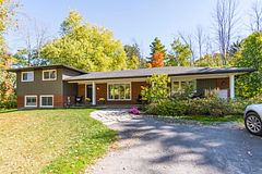 32 Mallory Road, Prince Edward County, ON K0K 1G0