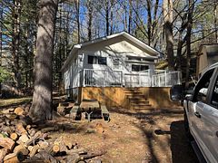1080 Four Seasons Road, Gravenhurst, ON P0E 1N0