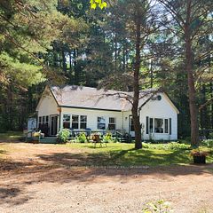 1060 Seabreeze # 6 Road, Lake of Bays, ON P0A 1H0