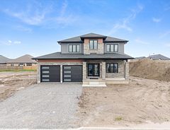 14 Bounty Avenue, Thorold, ON L2V 0H5