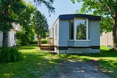 8930 Lynwood Park Private, Greely - Metcalfe - Osgoode - Vernon and Area, ON K0A 1V0