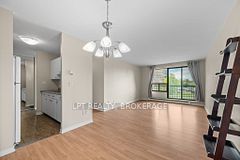 17 Eldon Hall Place 303, Kingston, ON K7M 7H5