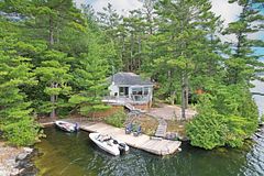 18 Island 340 (Marie Island) N/A, Georgian Bay, ON L0K 2C0