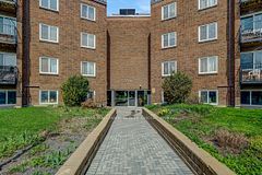 2041 Arrowsmith Drive 105A, Beacon Hill North - South and Area, ON K1J 7V7