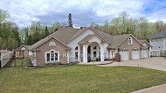 22 Melissa Crescent, North Bay, ON P1C 1M8