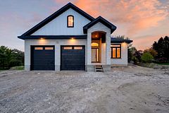 71 Basil Crescent, Middlesex Centre, ON N0M 2A0