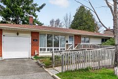 935 Pleasant Park Road, Elmvale Acres and Area, ON K1G 1Z6