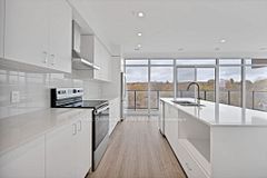 50 Grand Avenue S 901, Cambridge, ON N1S 2L8
