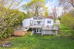 18 Lakeview Boulevard, Kawartha Lakes, ON K0M 2C0