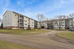 6532 Bilberry Drive 109, Orleans - Convent Glen and Area, ON K1C 4N9