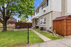 51 Metcalfe Crescent C, Brantford, ON N3R 2L7