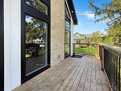 8 Adelaide Street, Fort Erie, ON L2A 5K5