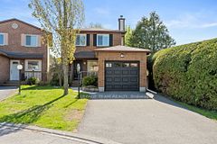 93 Hewitt Way, Kanata, ON K2L 3R3