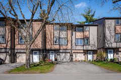 46 Reaney Court, Kanata, ON K2K 1W8