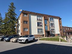 51 Sumac Street 8, Beacon Hill North - South and Area, ON K1J 7T7