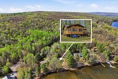 10 Harriets Point Road, Hastings Highlands, ON K0L 2R0