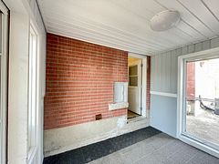 98 Masterson Drive Lower, St. Catharines, ON L2T 3R2