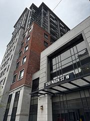 150 Main Street W PH13, Hamilton, ON L8P 1H8