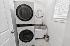 95 Elliot Avenue W, Centre Wellington, ON N1M 0H9