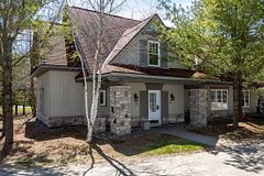 602 GLEN ABBEY Way, Seguin, ON P2A 2W8