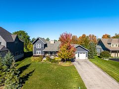 174 High Bluff Lane, Blue Mountains, ON N0H 2P0