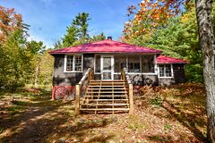 756 Browning Island, Bracebridge, ON P1L 1X2