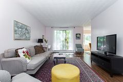 125 Hinks Street 206, Brockton, ON N0G 2V0