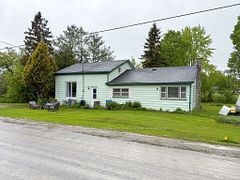 1407 Doyle Road, Loyalist, ON K7R 3L2
