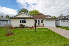 7 Cretney Drive, Prince Edward County, ON K0K 3L0