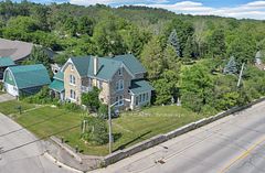 402 Lambton Street E, West Grey, ON N0G 1R0