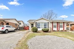 20 Canterbury Drive, St. Catharines, ON L2P 3M7