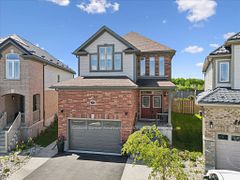 82 Drone Crescent, Guelph, ON N1K 0C2