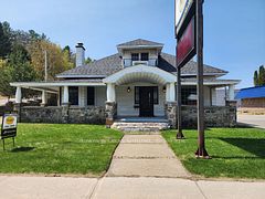 124 Maple Avenue, Dysart et al, ON K0M 1S0
