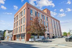 11 Rebecca Street 105, Hamilton, ON L8R 3H7