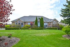 27 Island Lake Road, Mono, ON L9W 5K3