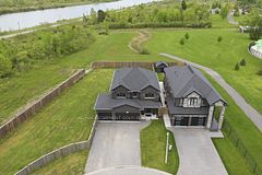 374 Viger Drive S, Welland, ON L3B 0E2