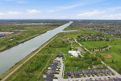 334 Viger Drive W, Welland, ON L3B 5E9